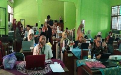 OPTIMALISASI PENGELOLAAN DATA ASN, MTsN 2 PEKALONGAN IKUTI SOSIALISASI SIMPEG